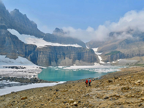 Interactions between Alpine Glaciers and Mountain Groundwater Systems