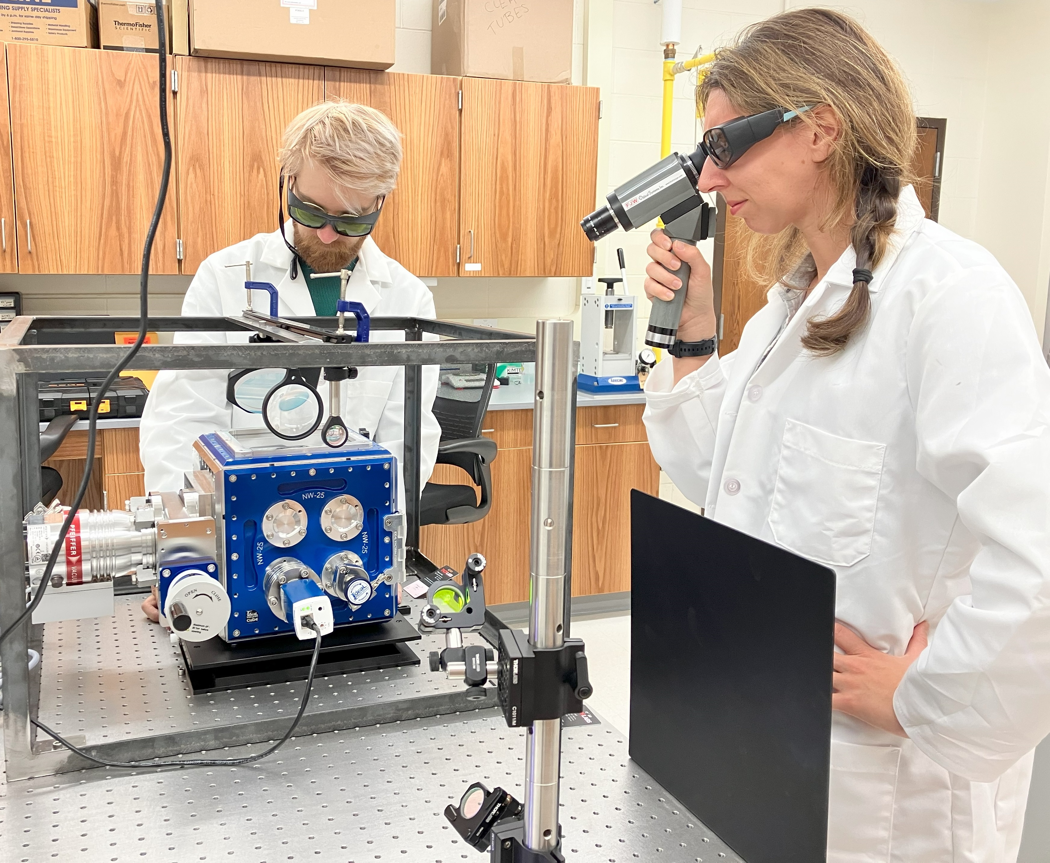 Henry and Candice in the lab
